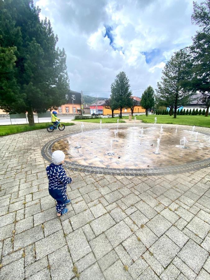 Drevenica Emilka, 5 Min Restauracia, Z Terasy Vyhlad Na Kralovu Holu A Polomske Ocko, Gril, Ohnisko, Kotlik Villa Brezno Buitenkant foto